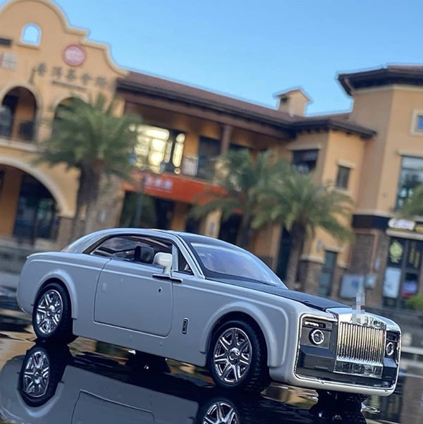 CARRO COLECIONAVEL ROLLS ROYCE VISION E BRANCO ESCALA 1:24 - GameShop Angola