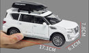 CARRO COLECIONÁVEL NISSAN PATROL BRANCO ESCALA 1:32 - GameShop Angola