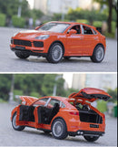 CARRO COLECIONÁVEL PORSCHE CAYENNE LARANJA ESCALA 1:24 - GameShop Angola