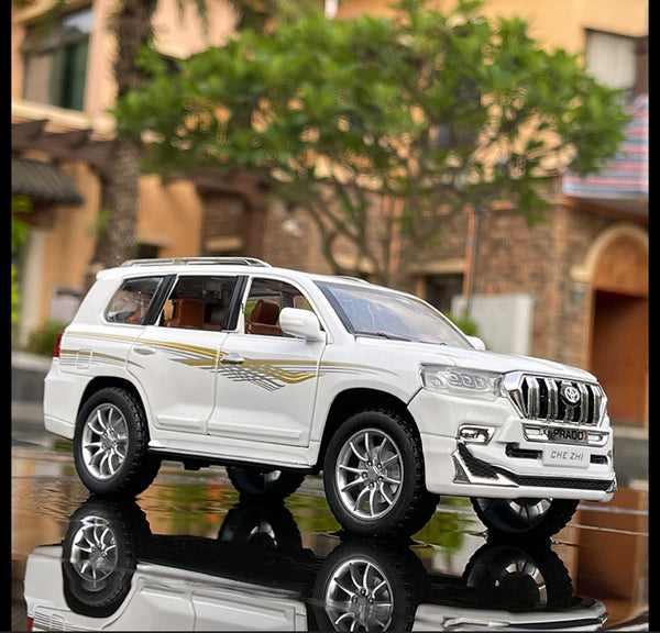 CARRO COLECIONÁVEL LAND CRUISER PRADO BRANCO ESCALA 1:18