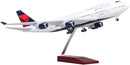 AVIÃO COLECIONÁVEL BOEING DELTA A320 ESCALA 50 cm - GameShop Angola