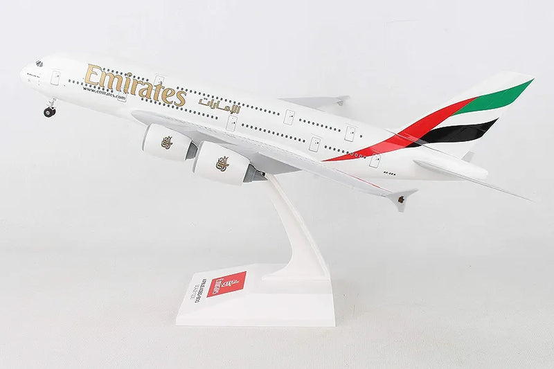 AVIÃO COLECIONÁVEL EMIRATES A380 ESCALA 50 cm