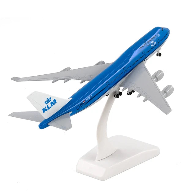 AVIÃO COLECIONÁVEL KLM A320 ESCALA 20 cm