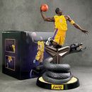 FIGURA DE AÇÃO KOBE BRYANT LOS ANGELES LAKER EDIÇÃO LIMITADA 38CM - BLACK MAMBA EDITION