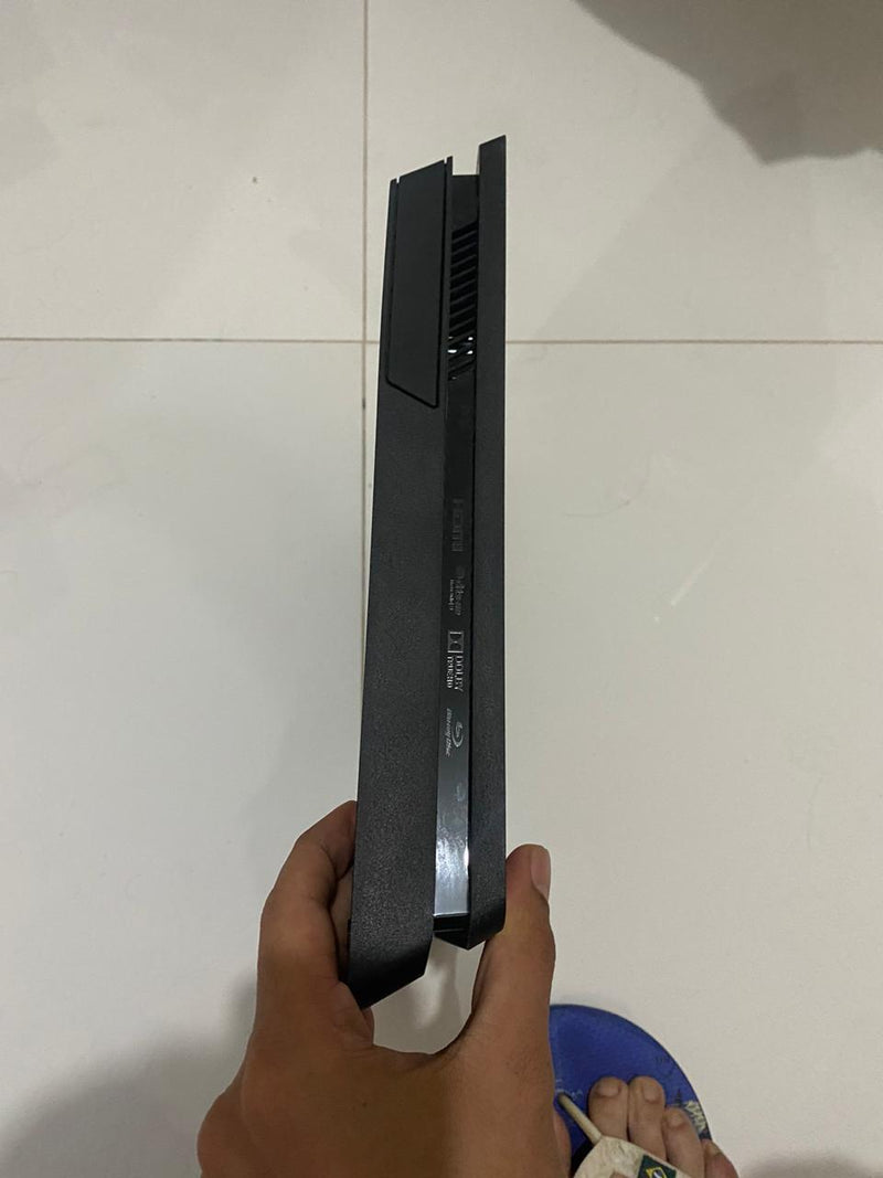 CONSOLA PLAYSTATION 4 SLIM 500GB 1 Comando - SEMINOVO