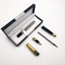 CANETA ESFEROGRÁFICAS PRETA COM DETALHES DOURADOS  - COM CAIXA PRESENTE