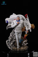 FIGURA DE AÇÃO ALMIRANTE GARP RESINE 50cm - ONE PIECE