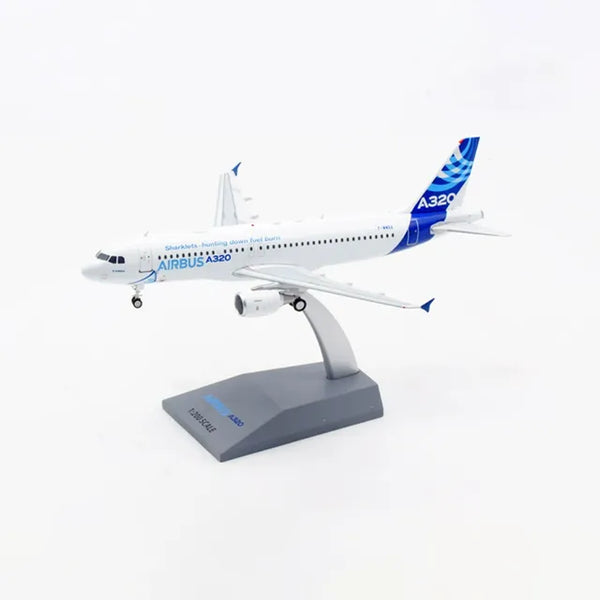 AVIÃO COLECIONÁVEL AIRBUS A320  ESCALA 20 cm