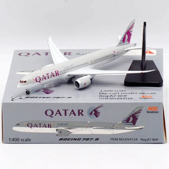 AVIÃO COLECIONÁVEL QATAR  A380 ESCALA 50 cm