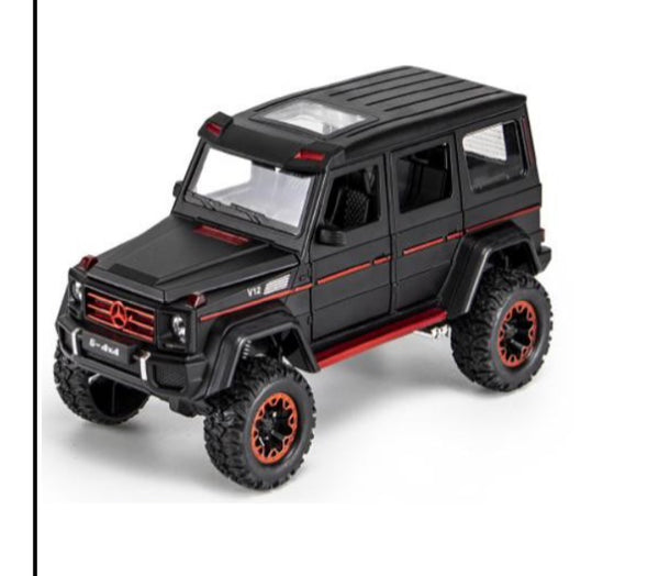 CARRO COLECIONAVEL MERCEDES BENZ G500 PRETO ESCALA  1:24