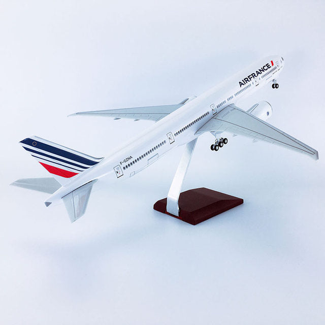 AVIÃO COLECIONÁVEL AIR FRANCE A380 ESCALA 20 cm