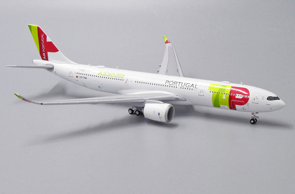 AVIÃO COLECIONÁVEL TAP 330 PORTUGAL ESCALA 47 cm