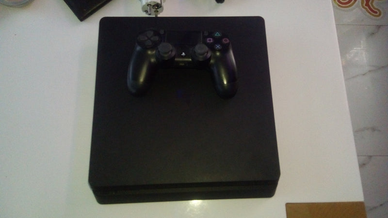 CONSOLA PLAYSTATION 4 SLIM 1T 1 Comando - SEMINOVO